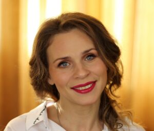 Коли один актор тримає увагу глядача: в Кам'янському завершився Міжнародний фестиваль моновистав «Відлуння» - ФОТО