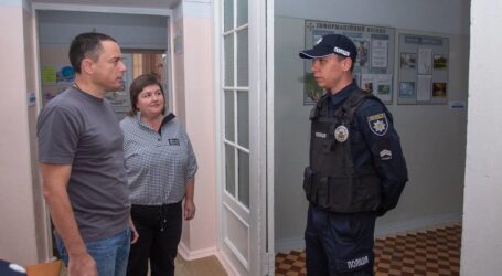 У півтора десятка шкіл Кам’янського вже працюють офіцери освітньої безпеки