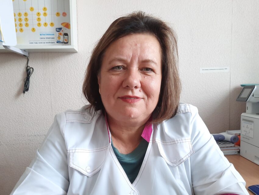 Лариса Півненко: «Так хочеться аби всі зрозуміли – дітям потрібна саме любов, вони ж так швидко ростуть…»