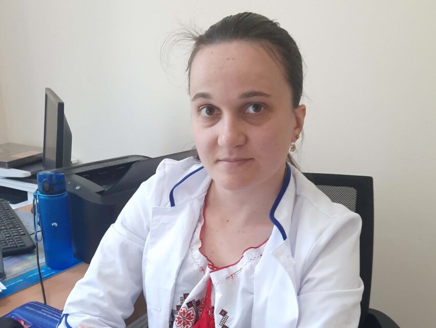 Альона Веселовська: «Пригорнути б до себе всю Україну, послухати її серце, втамувати її пульс і важке дихання!»