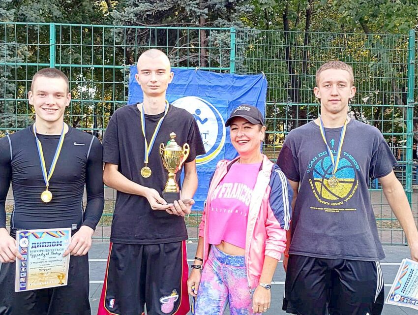 “Ракузан” стала найсильнішою стрітбольною командою Кам`янського