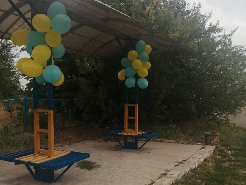 В Кам’янському активні мешканці наводять лад на прибудинкових територіях