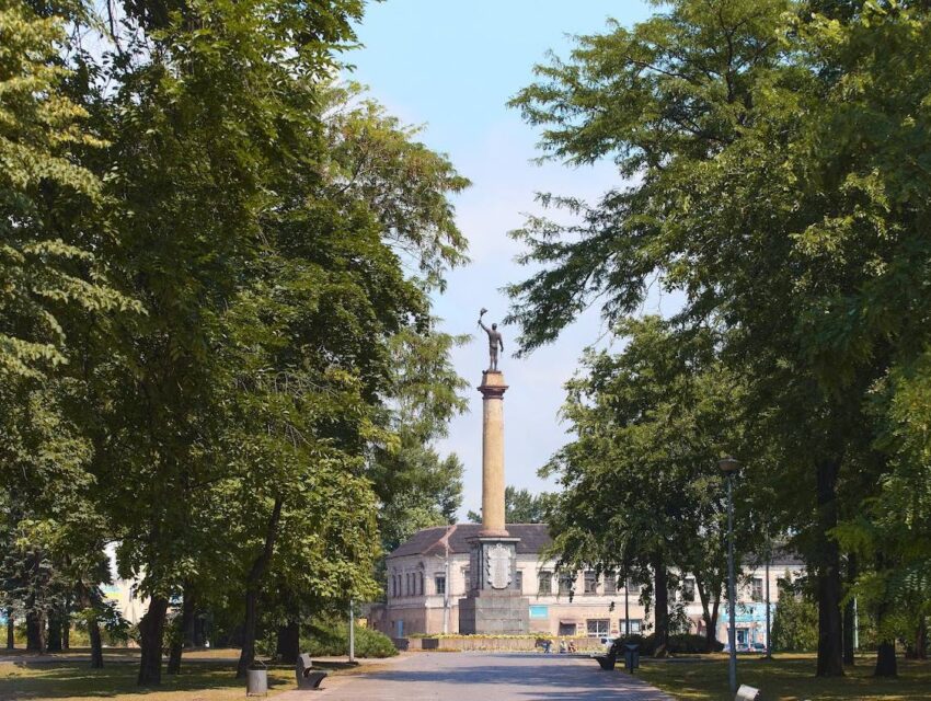 З вечора та ранку під атакою ворога був знов один з районів Дніпропетровщини