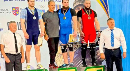 Важкоатлет з Кам’янського Дмитро Воленко став бронзовим призером Кубка України