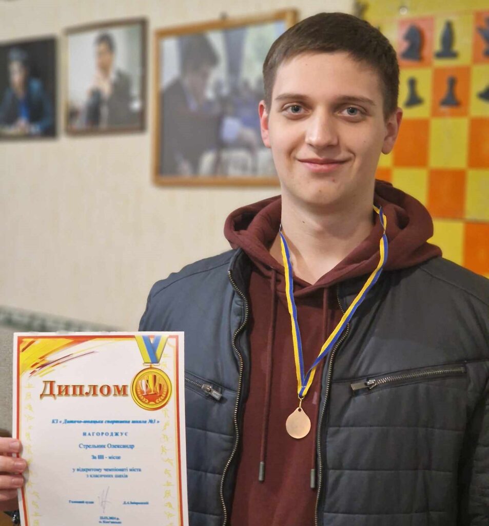 Чемпіоном Кам`янського з класичних шахів став Дмитро Кір`янов - ФОТО