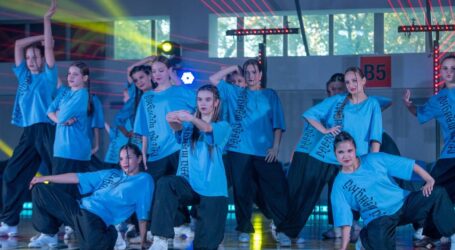 Понад 200 учасників взяли участь у танцювальному фестивалі в Кам’янському 