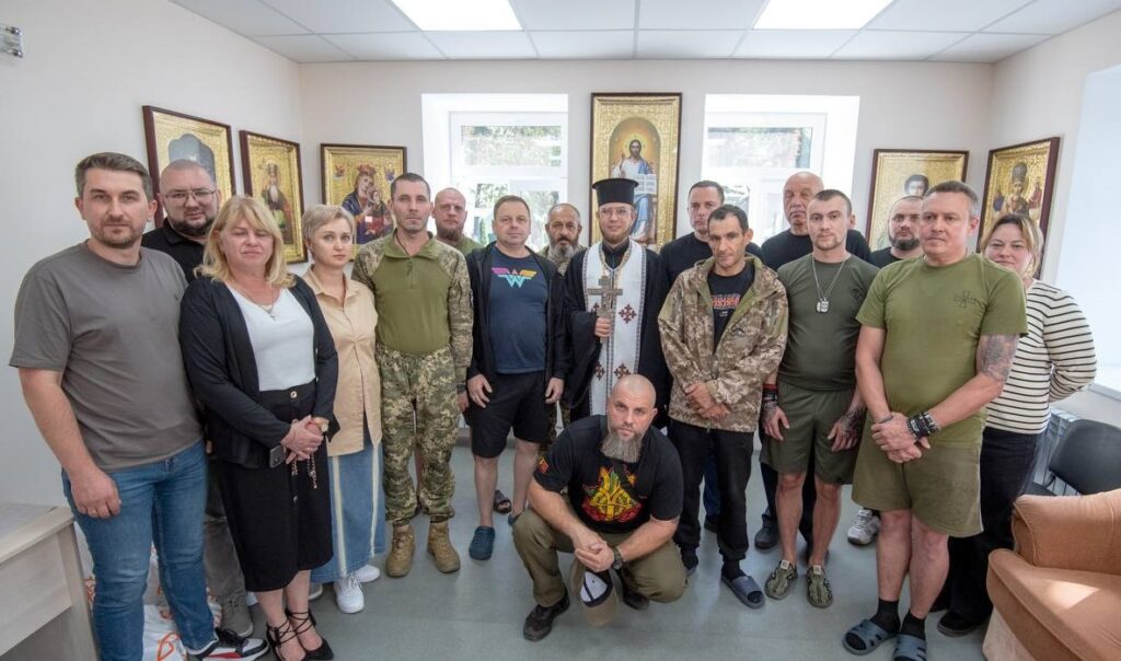 В Кам'янському на території реабілітаційного центру відкрили капличку ПЦУ - ФОТО