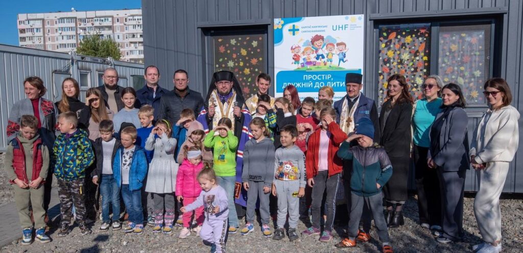 В Кам'янському в модульному містечку для переселенців відкрили нову локацію для дітей - ФОТО