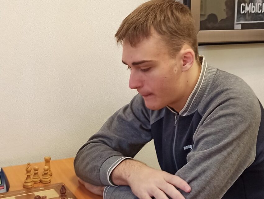 Дмитро Христовий з Кам’янського виборов дві золоті нагороди в чемпіонаті Дніпропетровщини з шахів