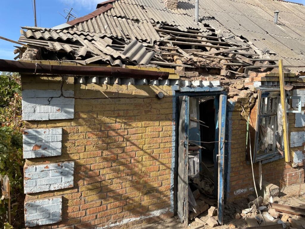 Вночі росіяни атакували дві громади на Дніпропетровщині - ФОТО