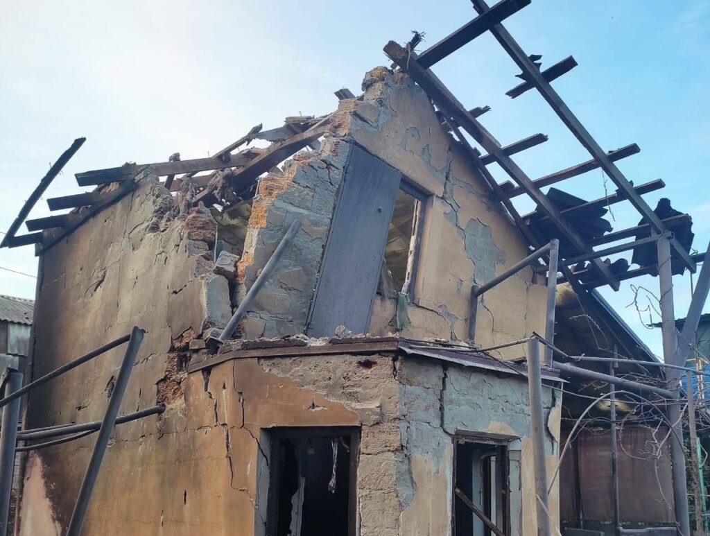 Внаслідок ракетного удару ворога на Дніпропетровщині пошкоджене підприємство - ФОТО