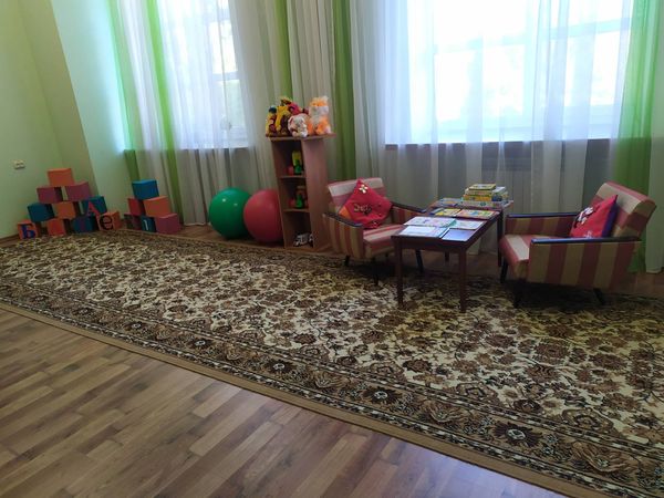 Насолоджуватись Шекспіром та не перейматися, як там дитина: у театрі Кам'янського запроваджують нову послугу «Дитяча кімната» - ФОТО