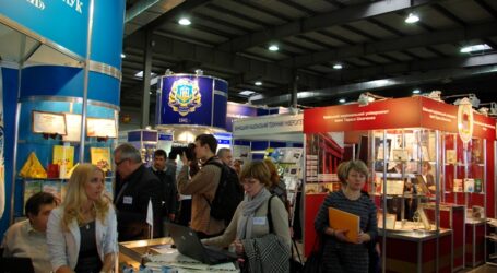 Шість освітніх закладів Кам’янського отримали найвищі нагороди на міжнародній виставці інновацій