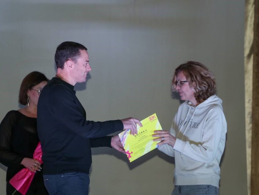 В Кам’янському мистецький проєкт «Арттерапія – лікуємо мистецтвом» матиме продовження