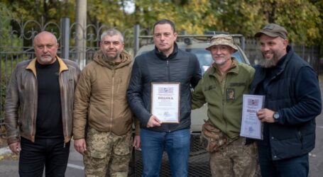 Кам’янське продовжує допомагати військовим