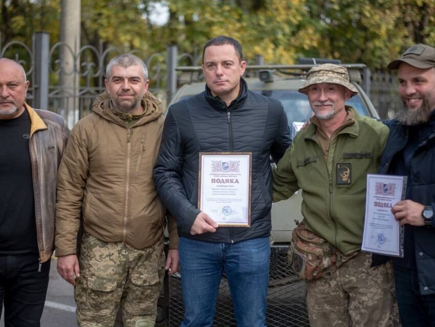 Кам’янське продовжує допомагати військовим