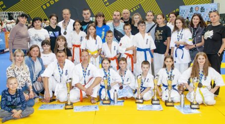 Спортсмени з Кам`янського стали призерами Кубка України з кіокушин карате ІКО-1