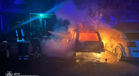 В Кам’янському вночі горів автомобіль