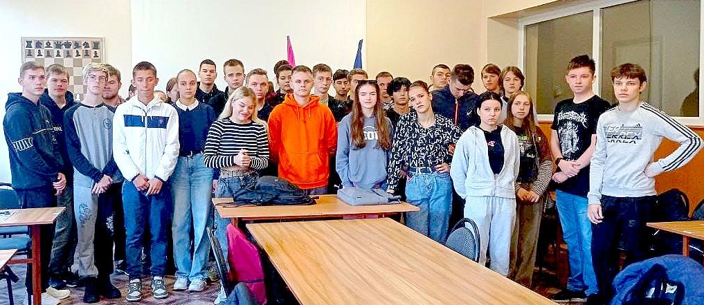 У Кам`янському пройшов шашковий турнір серед студентів коледжів - ФОТО