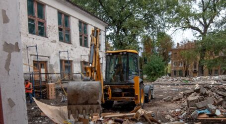 В школах Кам’янського тривають ремонти приміщень та укриттів