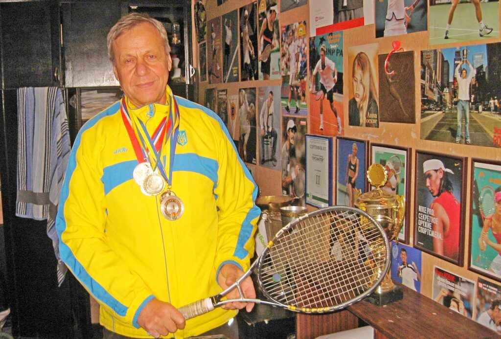 Григорій Никифоров — патріарх Кам`янського тенісу - ФОТО