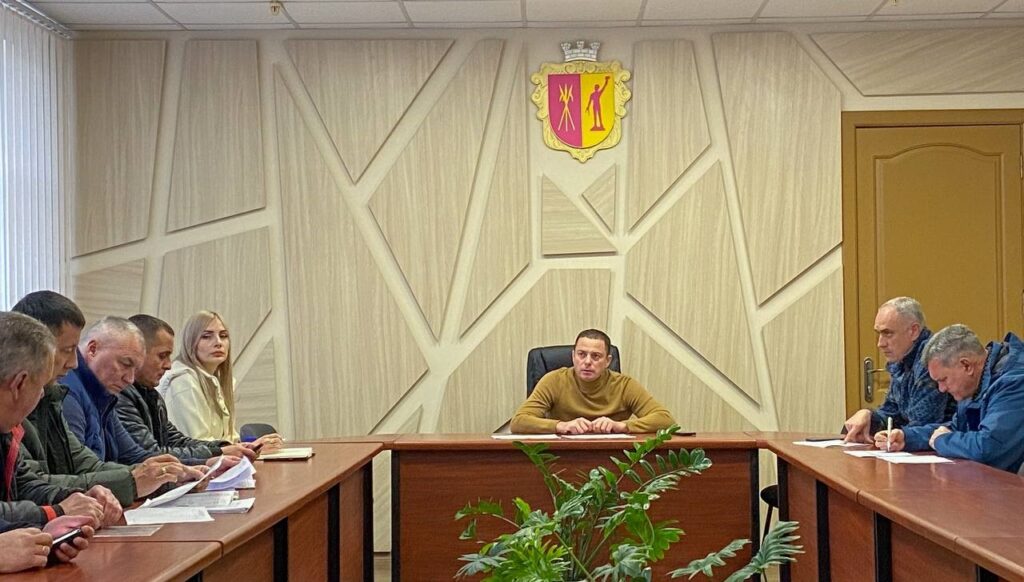 В Кам'янському більша частина будинків, шкіл, дитсадків та лікарень вже з опаленням - ФОТО