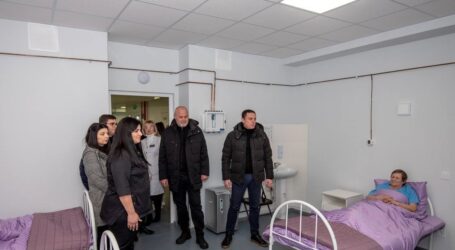 В Кам’янському після ремонту відкрили гінекологічне відділення лікарні №9