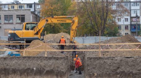 В Кам’янському тривають роботи з будівництва та розширення укриттів в освітніх закладах міста