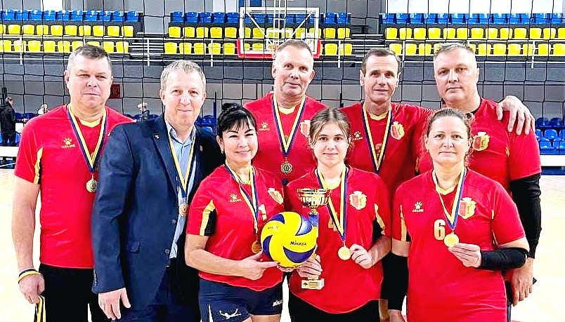 Кам`янська команда “Паляниця” виграла волейбольний Кубок пам`яті Валерія Зезюліна