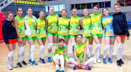 У Кам`янському проходить перший тур чемпіонату України волейбольної Дитячої ліги