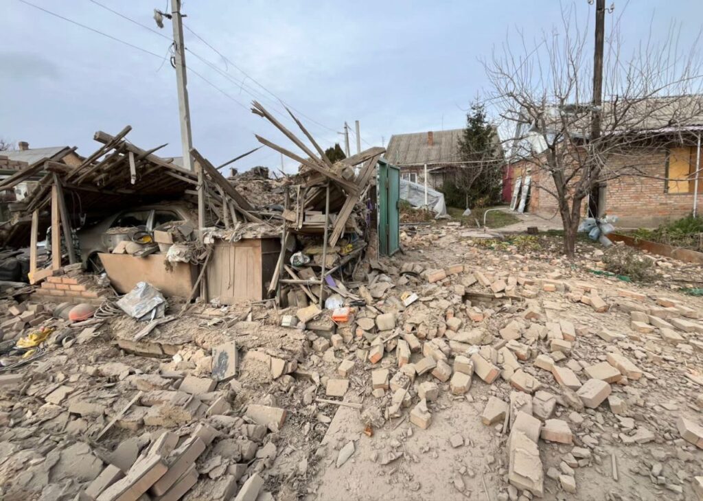 Вночі ворог бив по двох громадах на Дніпропетровщині, у Кривому Розі зросла кількість загиблих внаслідок ракетної атаки - ФОТО