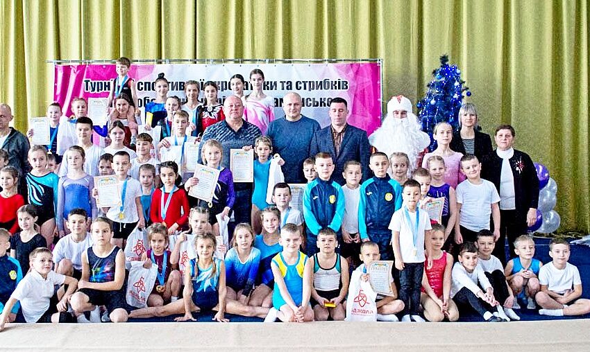 У Кам`янському пройшов акробатичний турнір “Чемпіони серед нас”