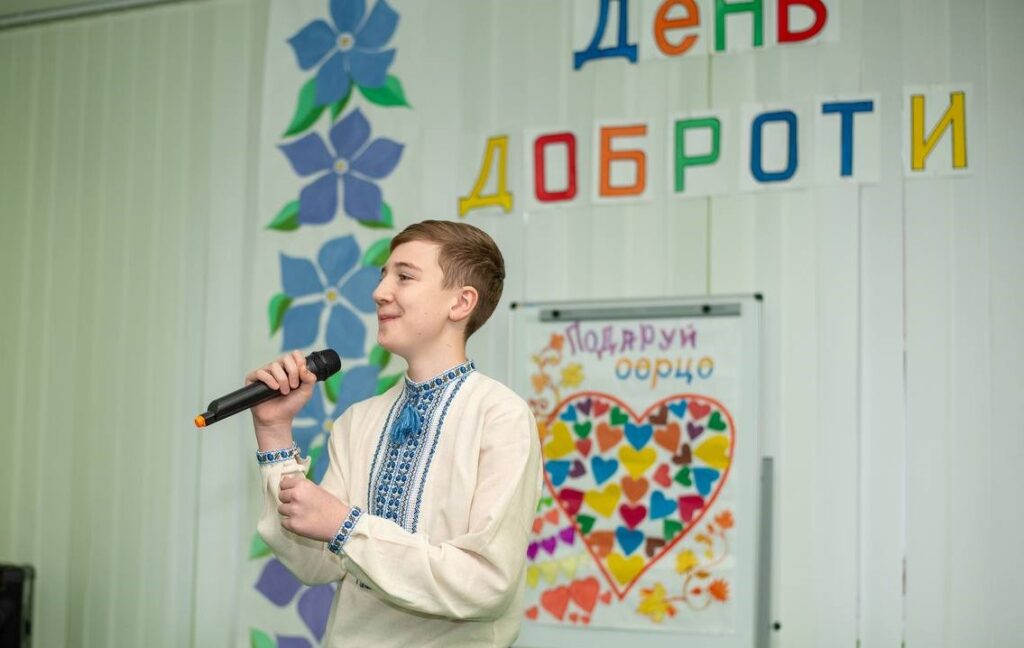 В Кам'янському у Міжнародний день людей з інвалідністю провели «День доброти» - ФОТО