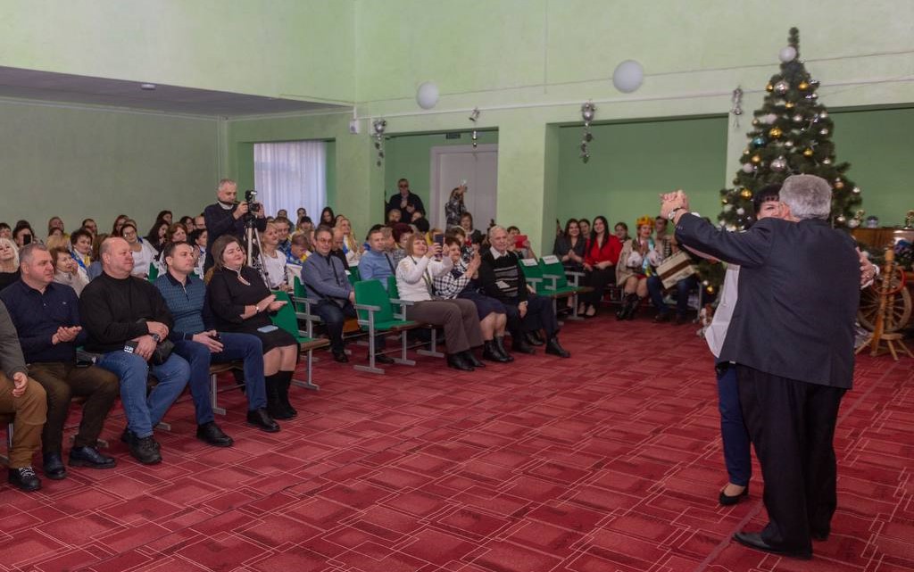 Ліцей №29 у Кам'янському відзначив свій 40-річний ювілей - ФОТО