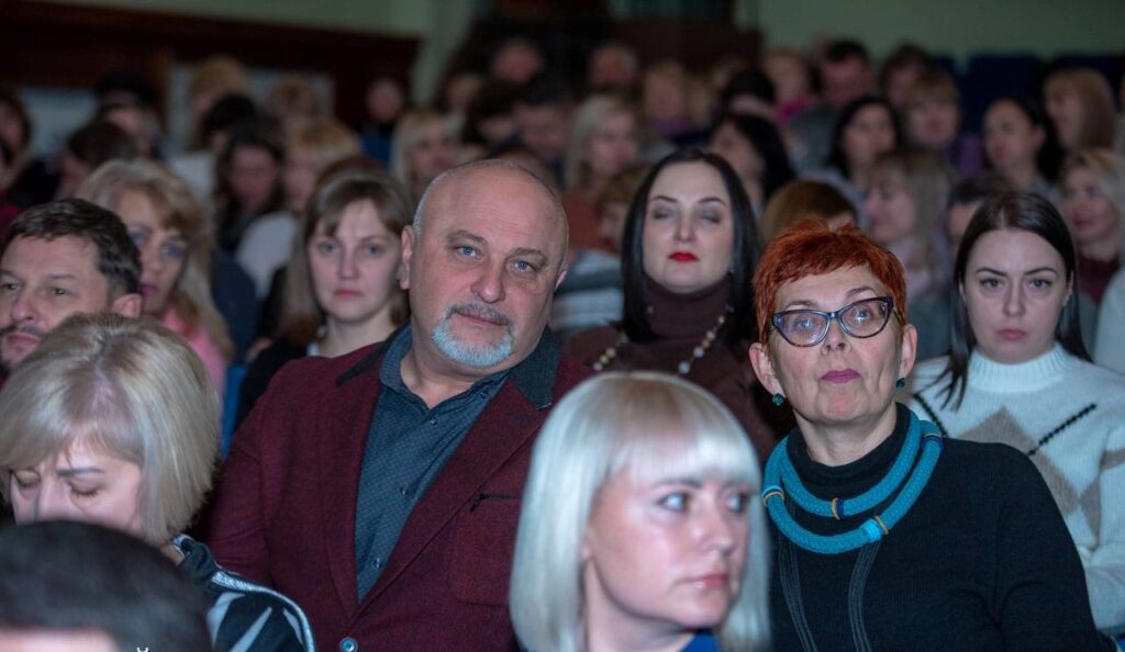 В Кам'янському з професійним святом вітали представників органів місцевого самоврядування - ФОТО