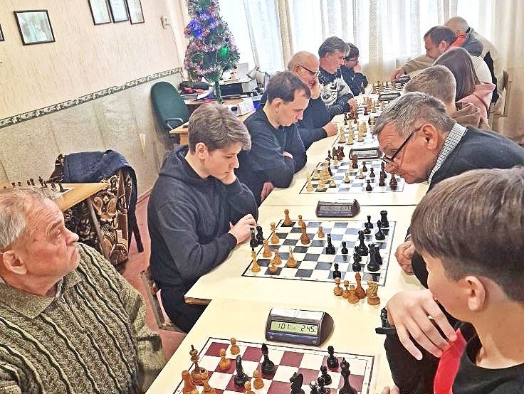 Владислав Литвин став переможцем останнього у 2024 році у Кам`янському шаховому турнірі