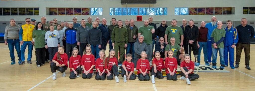 В Кам'янському ветерани та члени родин загиблих героїв взяли участь у спортивному заході - ФОТО