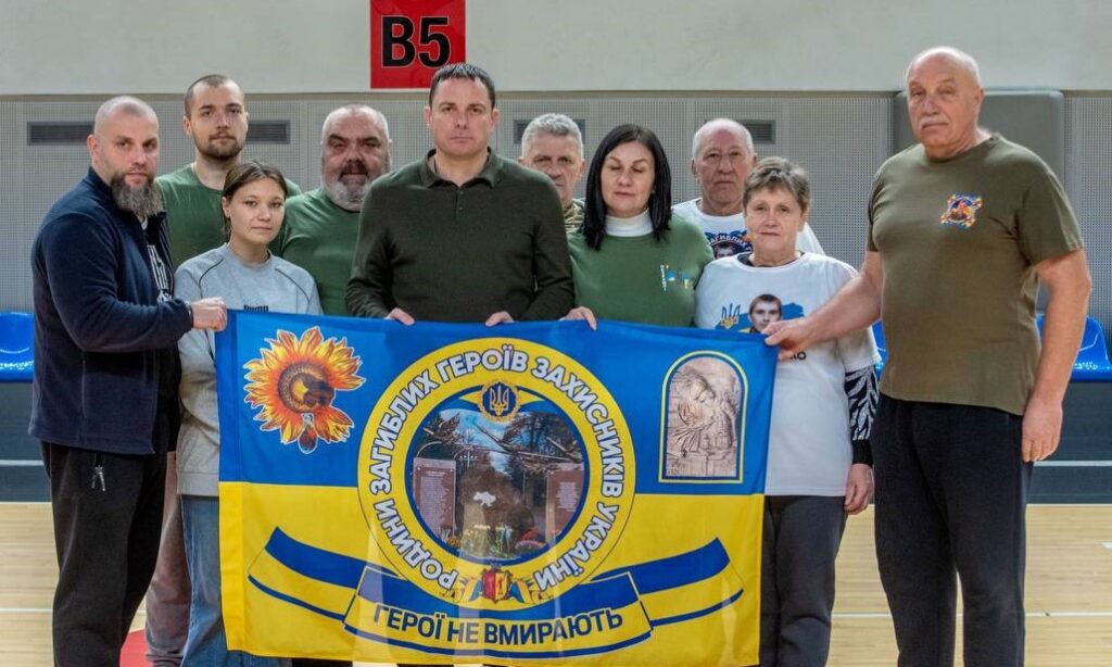 В Кам'янському ветерани та члени родин загиблих героїв взяли участь у спортивному заході - ФОТО