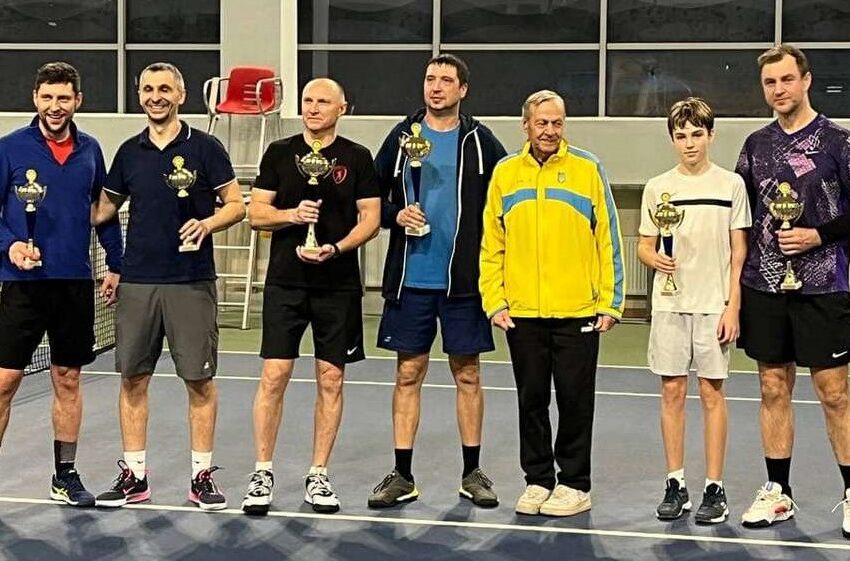 У Кам`янському втретє провели тенісний Кубок імені відомого в місті тренера Григорія Никифорова