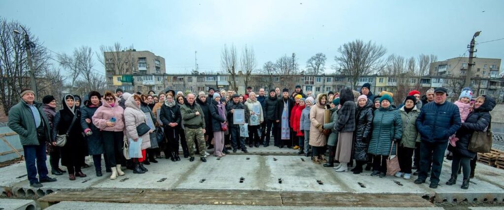 У Козацькій церкві Пресвятої Покрови в Кам'янському провели перше богослужіння - ФОТО