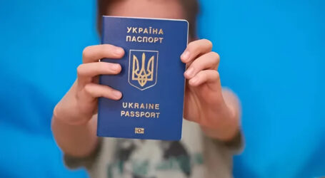 Що треба знати батькам,  які оформлюють закордонний паспорт для дитини, розповіли кам’янчанам фахівці