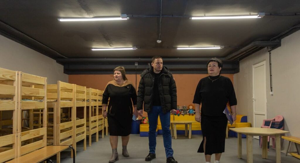 У двох ліцеях Кам'янського після капремонту відкрили оновлені їдальні - ФОТО