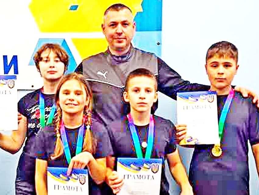 Четвірка “академіків” з Кам’янського стали переможцями турніру з веслування на ергометрах