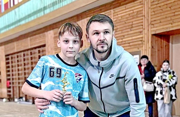Кам`янська команда "Надія" виборола «срібло» на Всеукраїнському футзальному турнірі - ФОТО