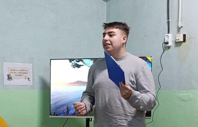 Понад 120 проєктів юних науковців з Кам'янського представлятимуть місто на обласному етапі конкурсу Малої академії наук - ФОТО