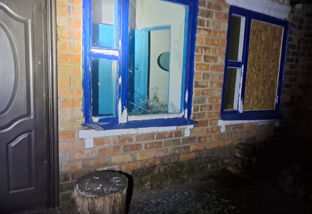 Вночі на Дніпропетровщині внаслідок атаки окупантів постраждали три людини - ФОТО