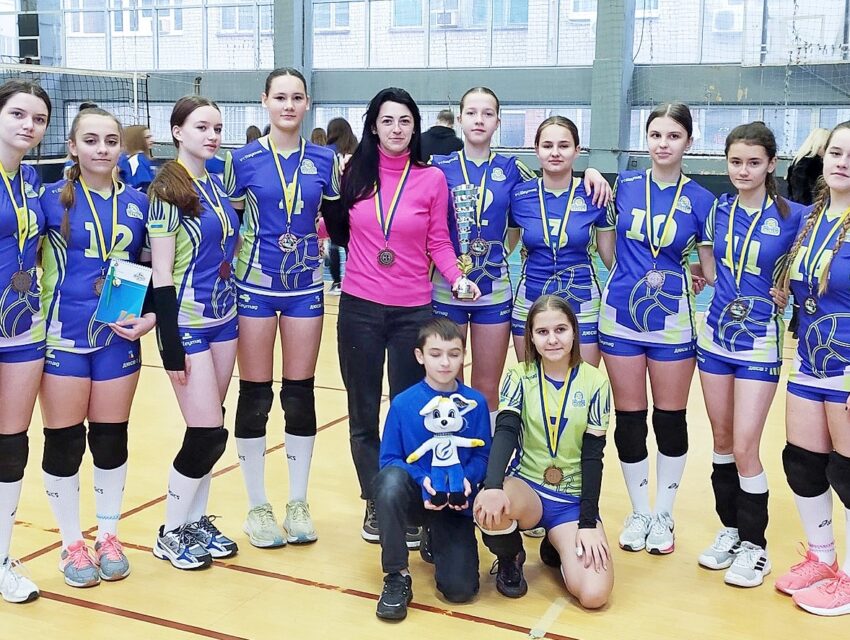 Кам`янчанки стали бронзовими призерками волейбольного турніру “Зимовий виклик”