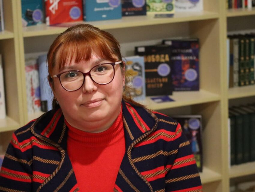 В Кам’янському долатимуть стрес за допомогою книжок: що таке бібліотерапія та, як вона може впливати на ментальне здоров’я