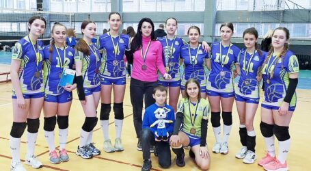 Кам`янчанки стали бронзовими призерками волейбольного турніру “Зимовий виклик”