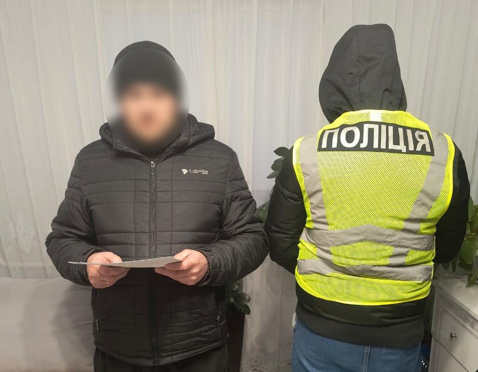 Пропонували за 4 тис. доларів уникнути участі у бойових діях: на Дніпропетровщині викрили групу військовослужбовців - ФОТО